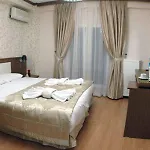 Flower Palace Hotell