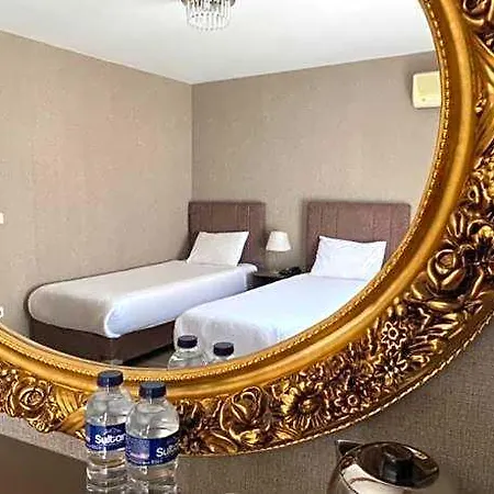 Hotel Flower Palace 2*