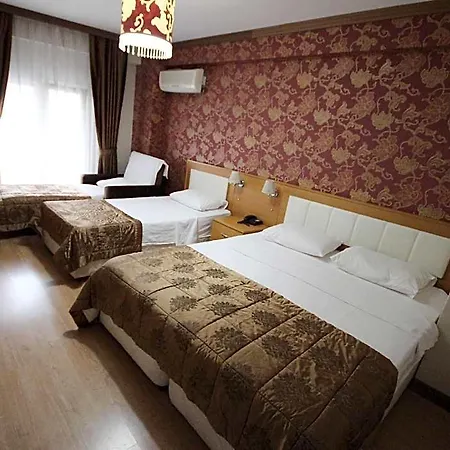 Hotel Flower Palace 2*
