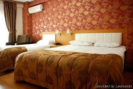 Hotell Flower Palace